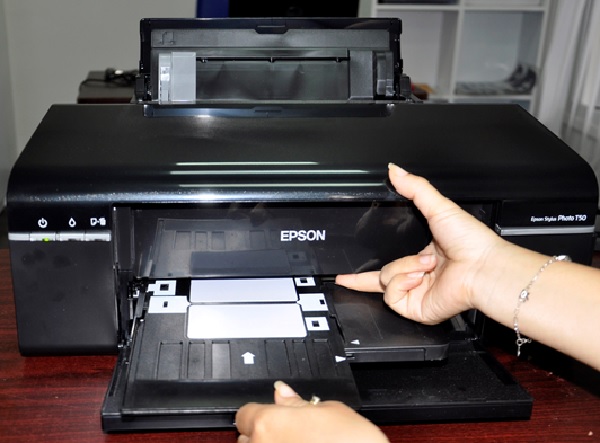 Cách làm sạch đầu phun máy in Epson