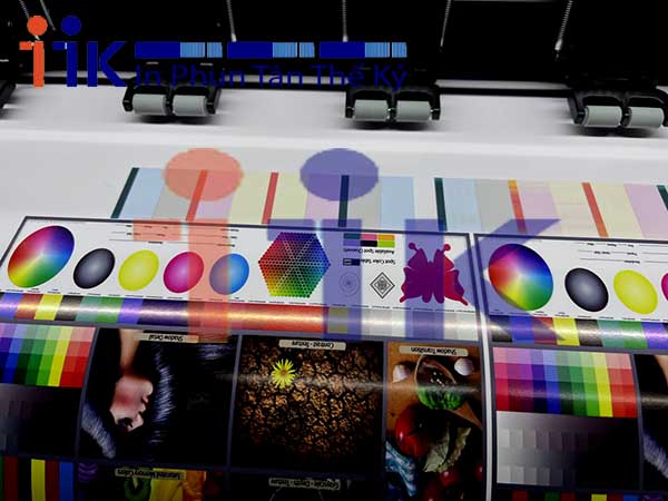 In decal dán xe máy giúp bảo vệ màu sơn nguyên bản của xe