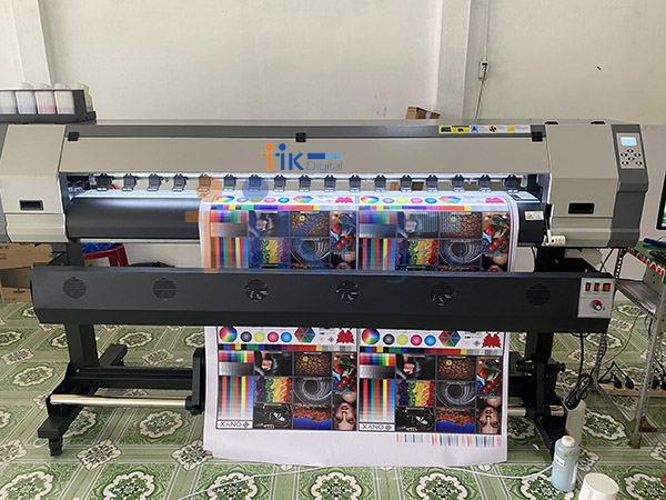 Mực máy in màu epson bị mờ khiến quá trình in gián đoạn