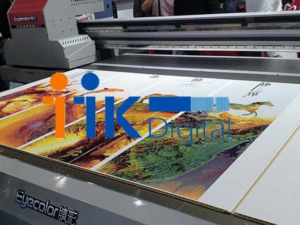 in tranh trên gỗ ngày càng phổ biến